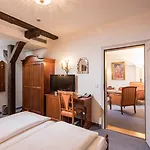 Goldener Loewe 4*