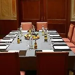 Goldener Loewe Отель