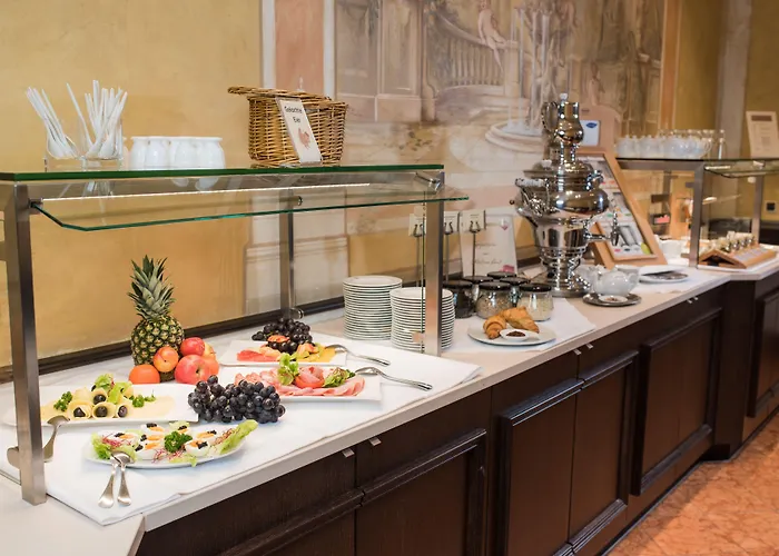 Hotel Goldener Loewe 4*