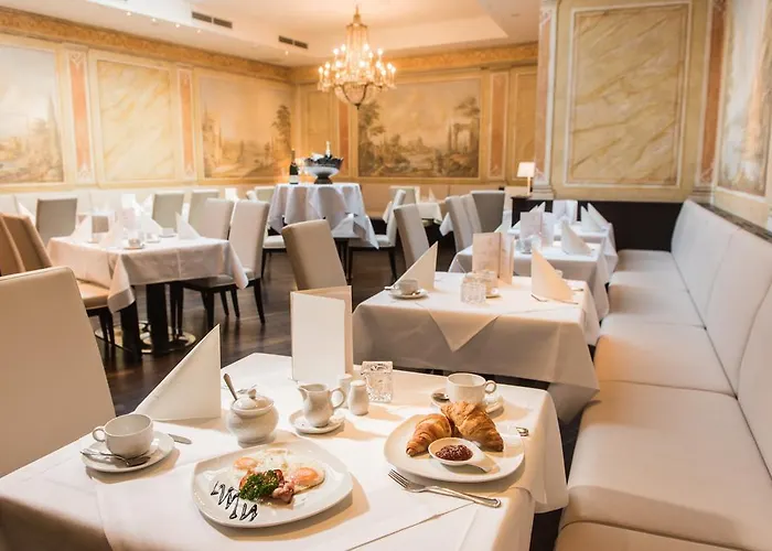 Goldener Loewe Hotel 4*