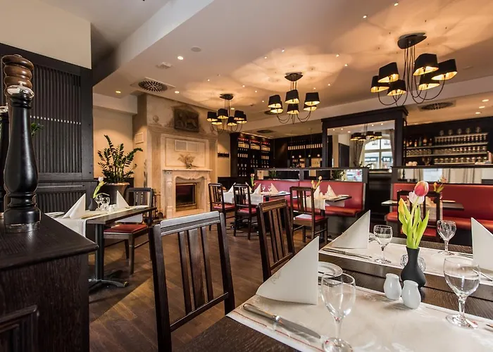 Hotel Goldener Loewe 4*