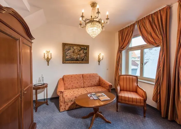 Hotel Goldener Loewe 4*